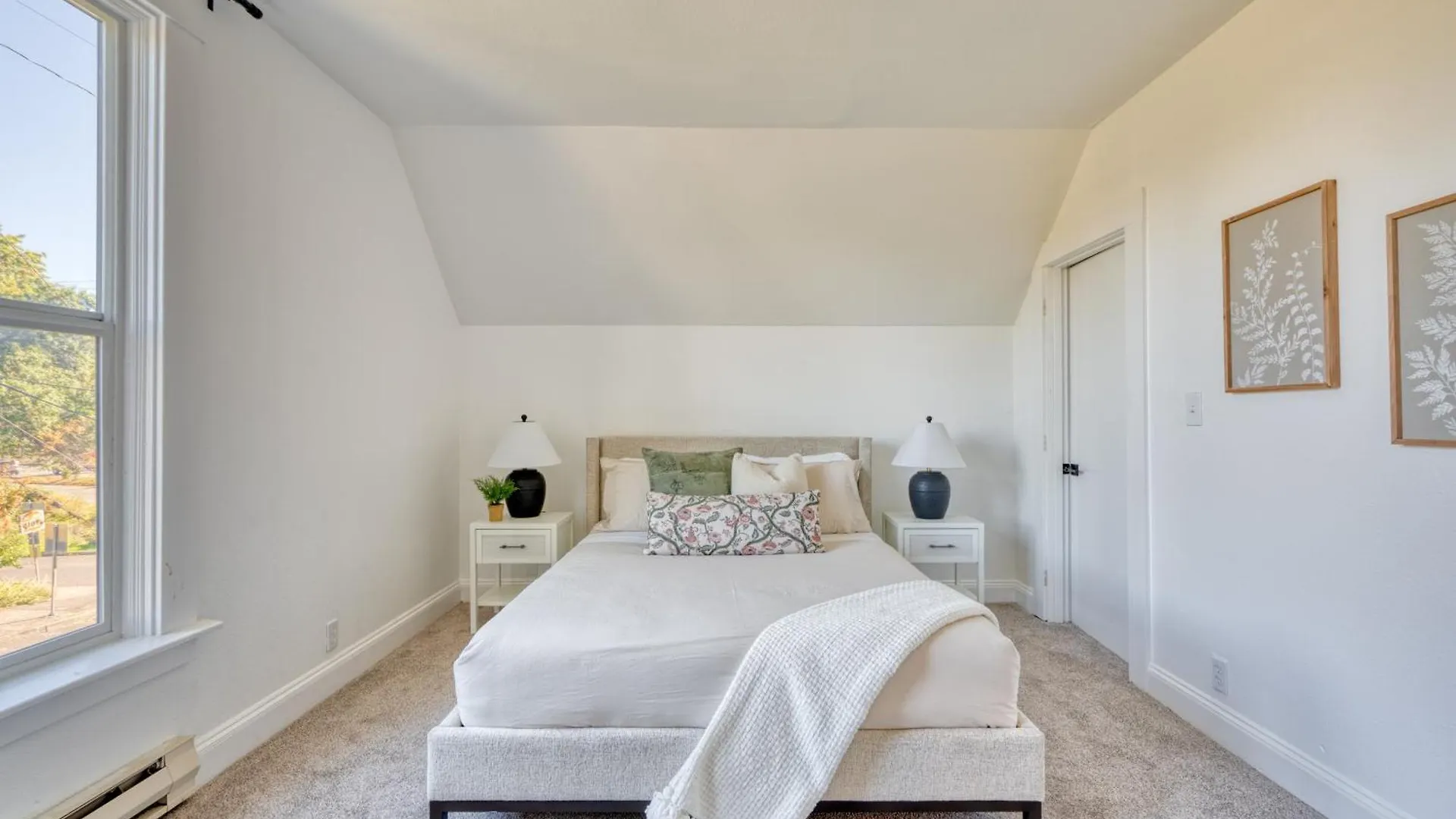 Holiday home Stay Portland - Haven By The Hill - Downtown & Ohsu Proximity! United States
