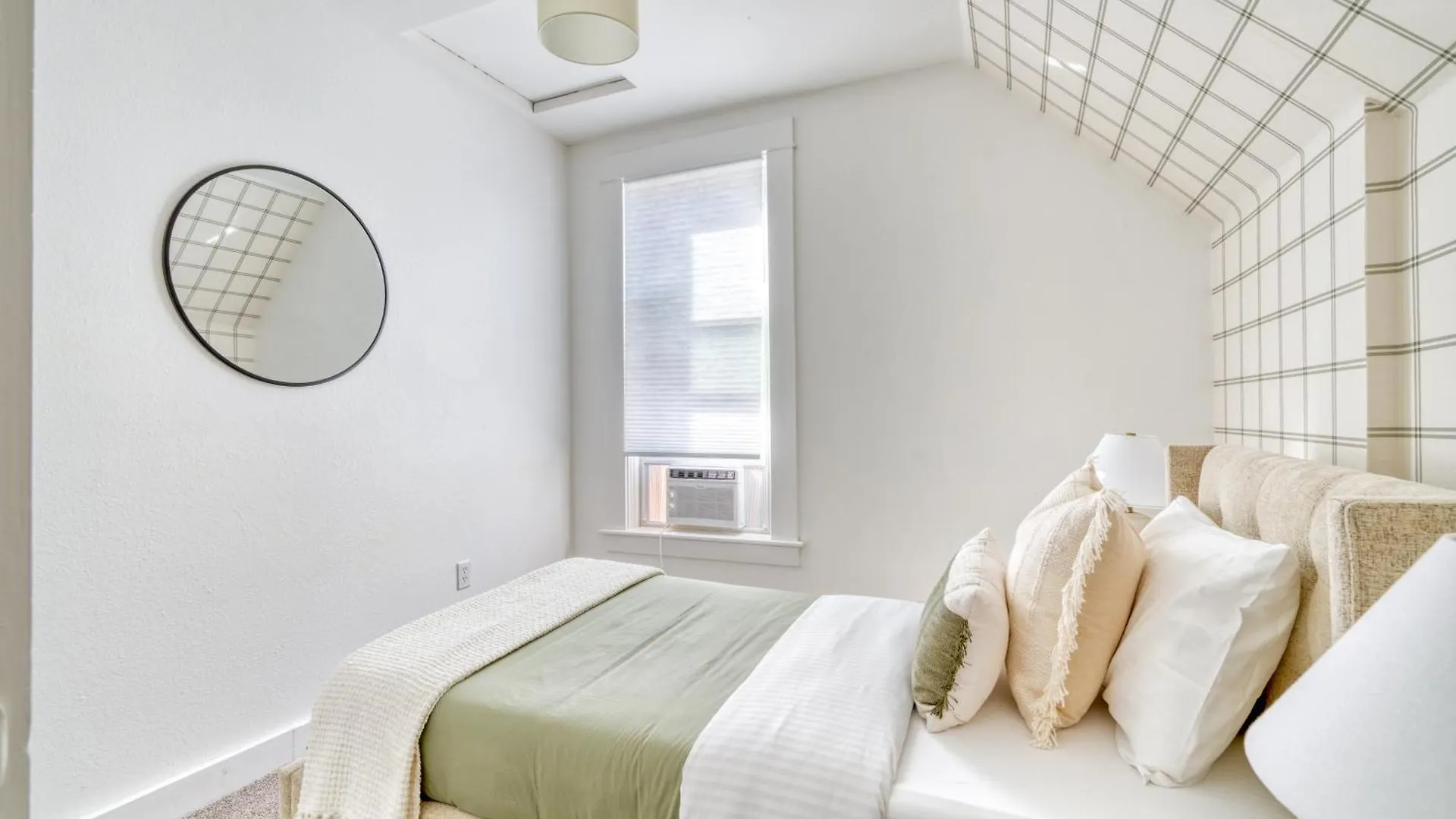 Holiday home Stay Portland - Haven By The Hill - Downtown & Ohsu Proximity!